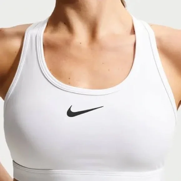 Nike Swoosh Plus Size White Dri-FIT Medium Support Sports Bra Size 2X - Picture 1 of 9